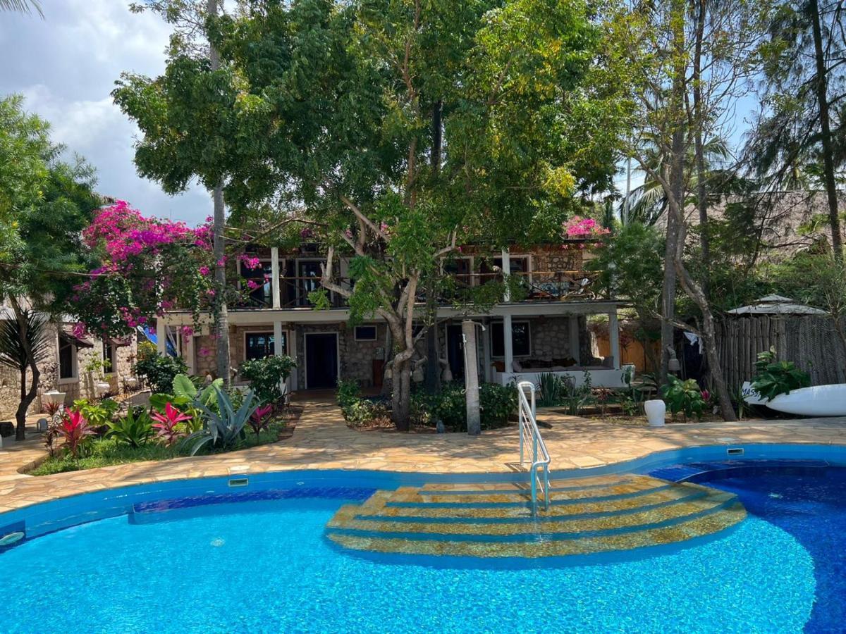 קיוונגווה Stone Resort מראה חיצוני תמונה