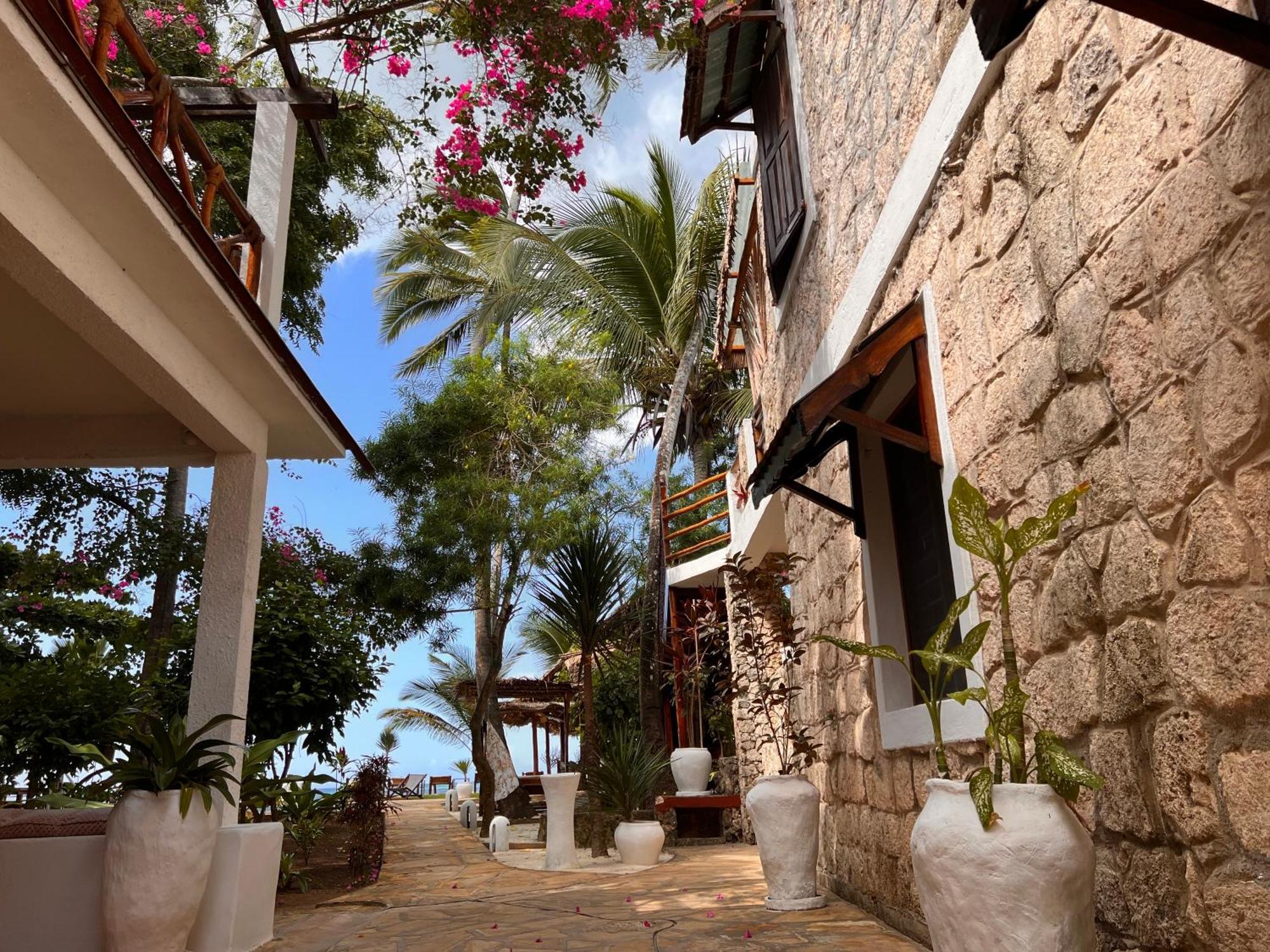 קיוונגווה Stone Resort מראה חיצוני תמונה